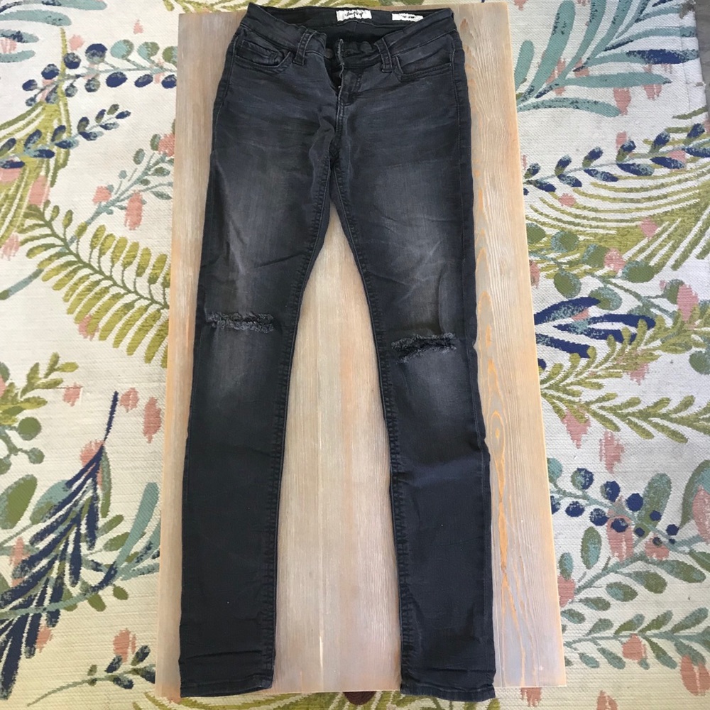 daytrip black skinny jeans